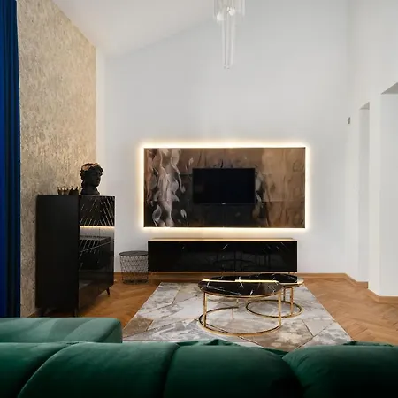 Golden Saska Kepa Luxury Retreat With Garden & Design Interior Villa Varsóvia